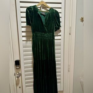 Elegant Anthropologie Green Velvet Dress
